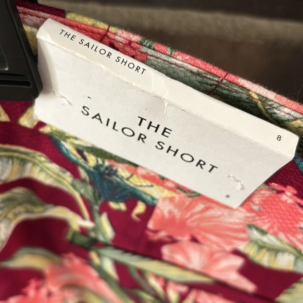 Women’s Ann Taylor, The Sailor Short, Red Tropical, Size 8‎